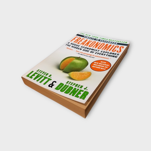 Freakonomics, New York Times Bestseller - Picture 3 of 4